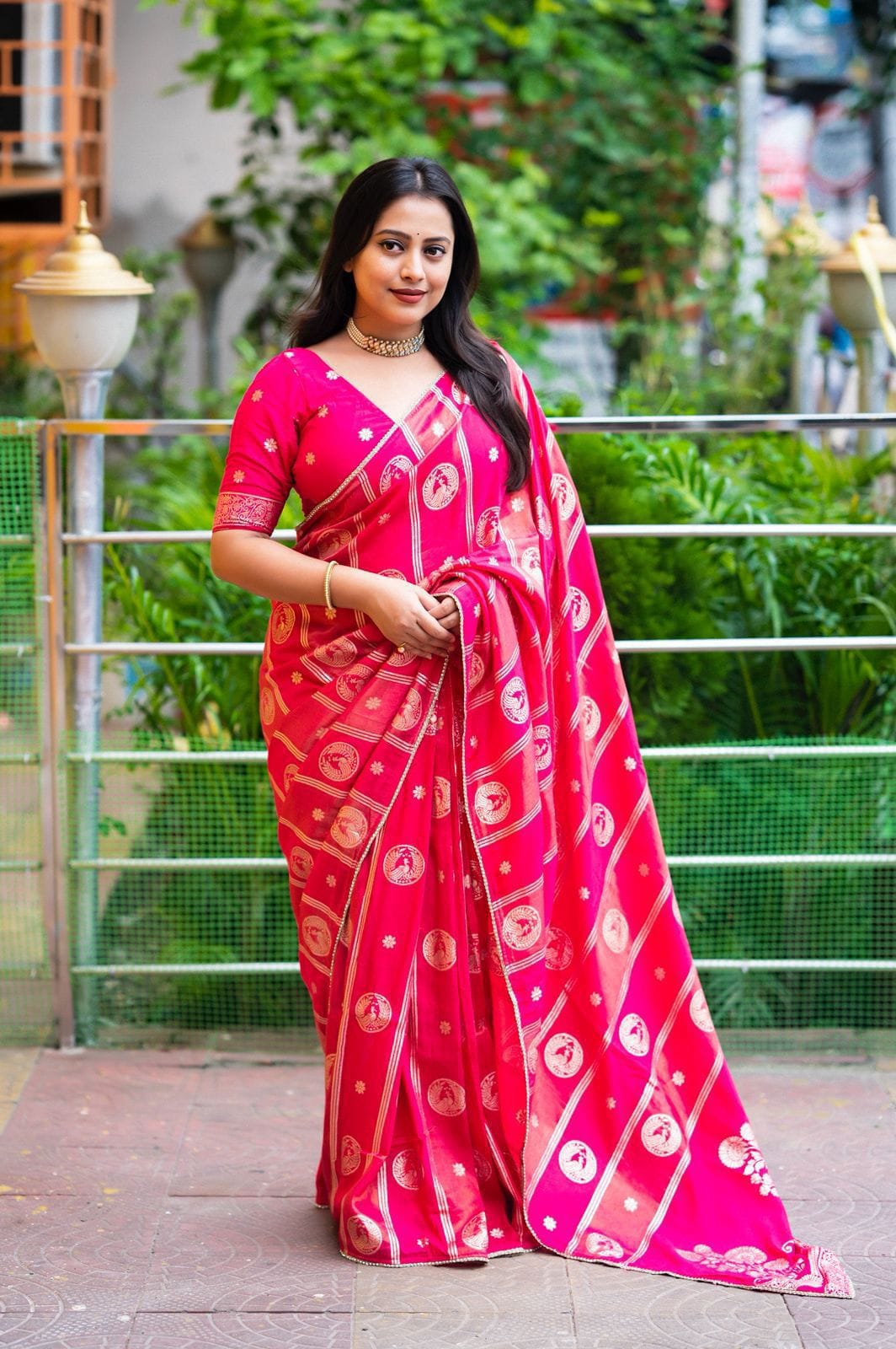 Rani Pink Banarasi Style Zari Woven Saree – Peacock Motif & Floral Border